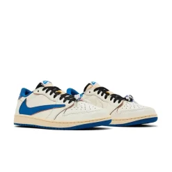 1 Retro Low OG SP Fragment x Travis Scott Sneakers