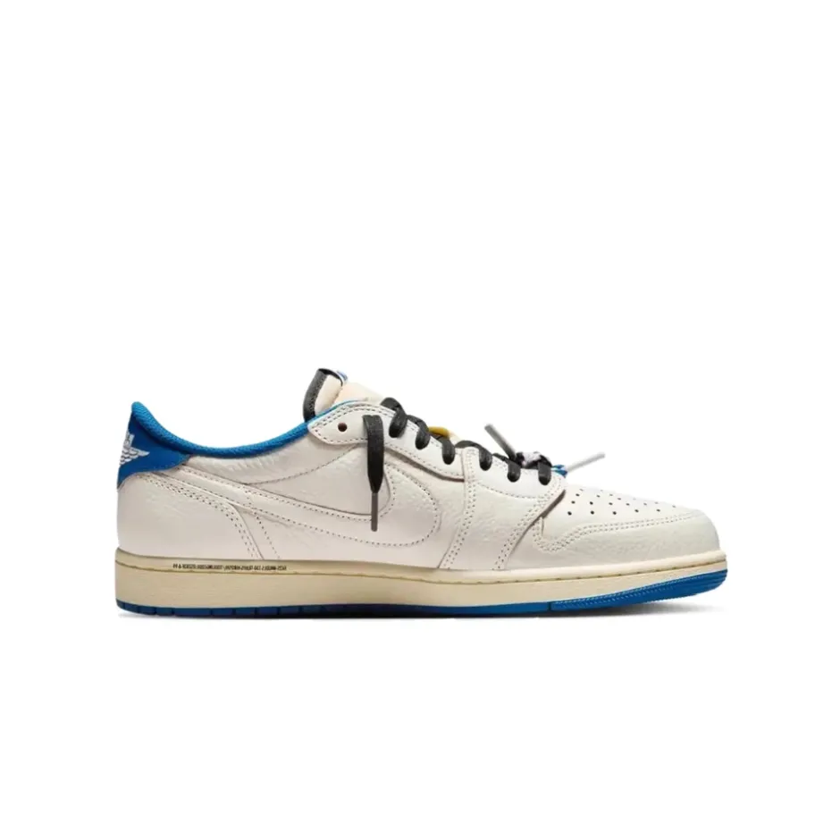 1 Retro Low OG SP Fragment x Travis Scott Sneakers