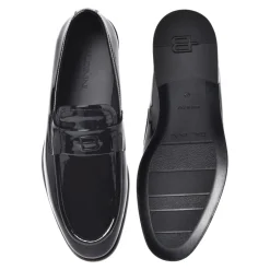 Sale Black patent leather loafers Loafers