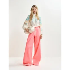 Sale Bluse med blomsterbroderi Dame Bluser & Skjorter