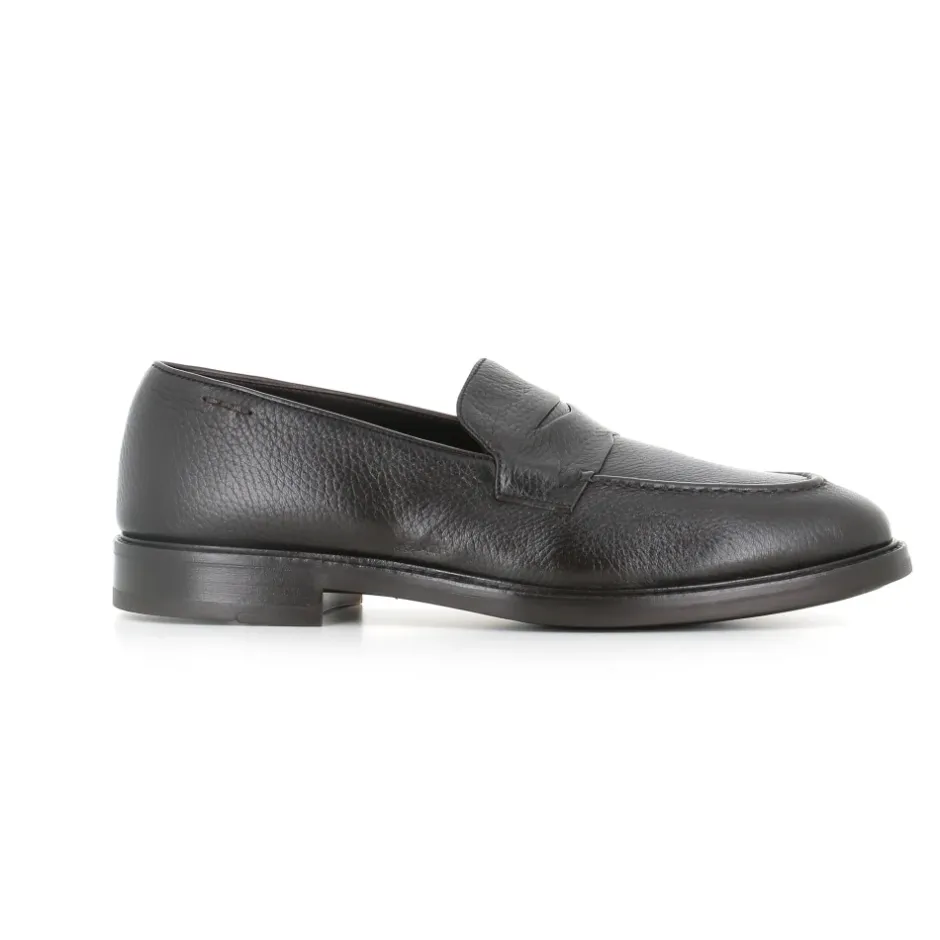 Discount Hammered Leather Loafer Loafers