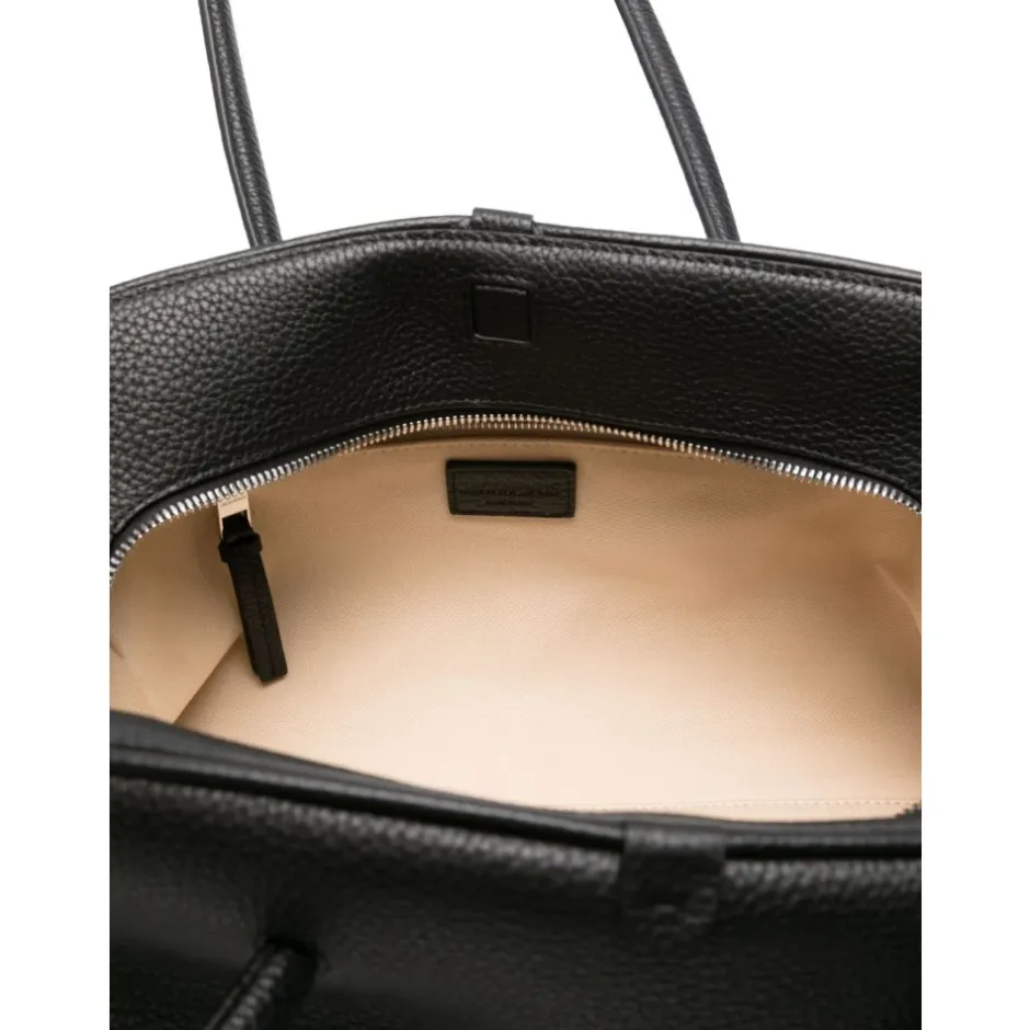Outlet Le Turismo Tasker