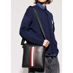 Clearance Mythos Shoulder Bag Tasker