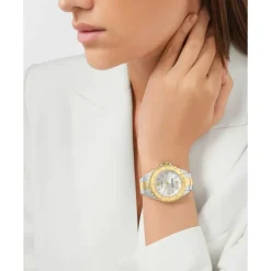 Plein Heaven Watch Dame Ure