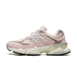 Rose Sugar Angora Sneakers Sneakers