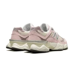 Rose Sugar Angora Sneakers Sneakers