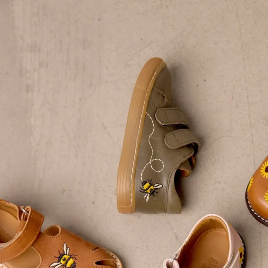 Sneaker med broderi og velcro Børn Sneakers