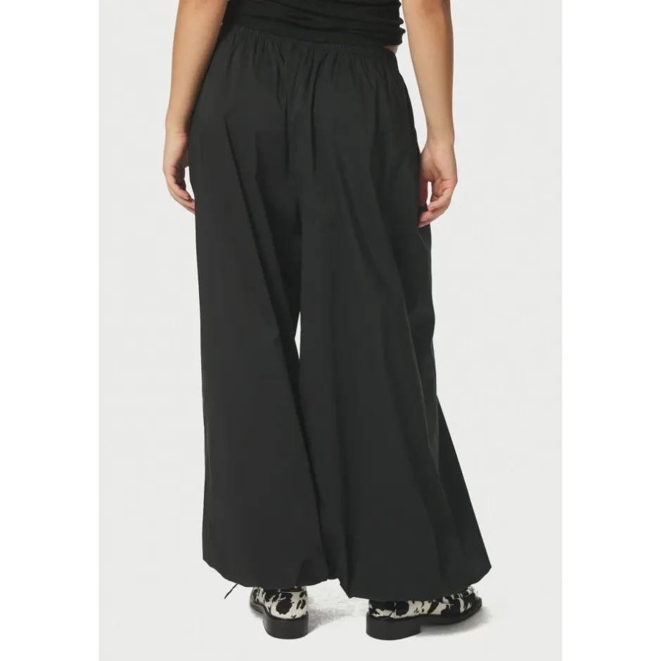 New Tapered Trousers Dame Bukser
