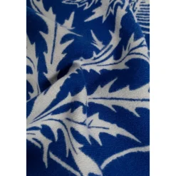 Thistle Shield Wool Scarf Halstørklæder Og Tørklæder