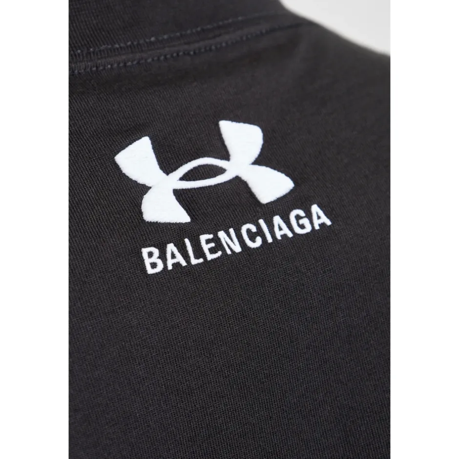 Sale T-shirt med broderet logo T-Shirts