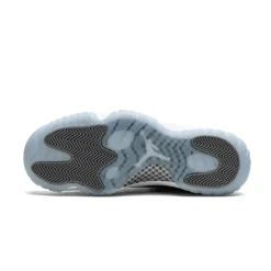 Best Cool Grey Retro Sneakers Sneakers